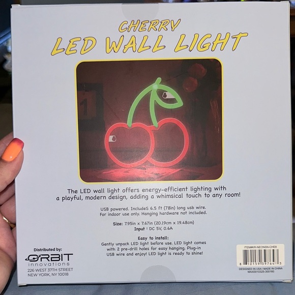 Cherry LED Wall Light - Red & Green & Very Bright! It’s absolutely Beautiful! - Picture 2 of 13